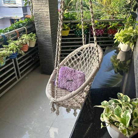 Chaithritha Ladies Homestay Thiruvananthapuram Exterior foto